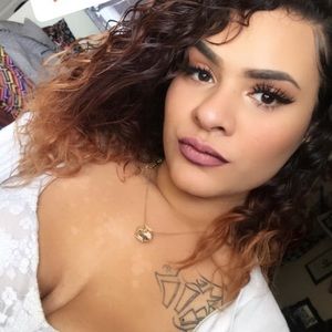 Meet your Posher, Sabrina